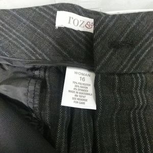 Roz and Ali women's dress slacks size 16